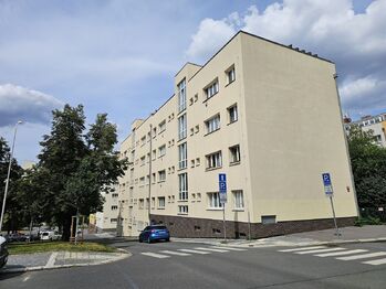 Pronájem bytu 2+kk v osobním vlastnictví 42 m², Praha 6 - Břevnov