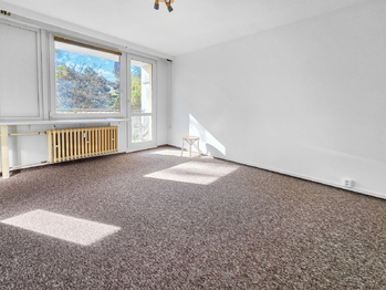 Pronájem bytu 1+1 v družstevním vlastnictví 32 m², Praha 9 - Střížkov
