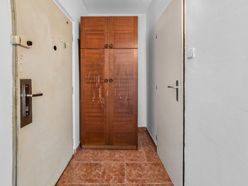 Pronájem bytu 1+1 v družstevním vlastnictví 32 m², Praha 9 - Střížkov