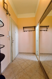 Pronájem bytu 1+1 v osobním vlastnictví 57 m², Hradec Králové