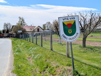 na kraji obce ... - Pronájem bytu 2+kk v osobním vlastnictví 44 m², Oudoleň