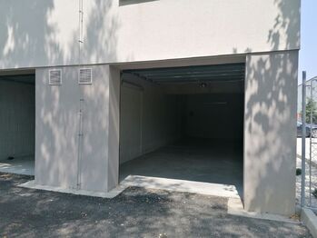 Pronájem garáže 44 m², České Budějovice