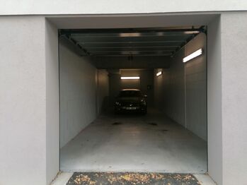 Pronájem garáže 44 m², České Budějovice