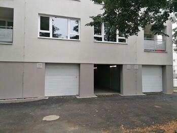 Pronájem garáže 44 m², České Budějovice