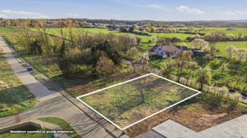 Prodej pozemku 1009 m², Žáky