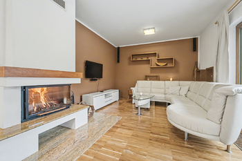 Prodej domu 220 m², Hrusice