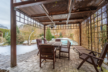 Prodej domu 220 m², Hrusice