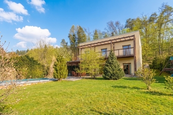 Prodej domu 220 m², Hrusice