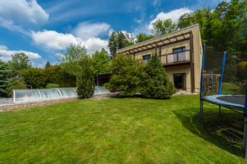 Prodej domu 220 m², Hrusice