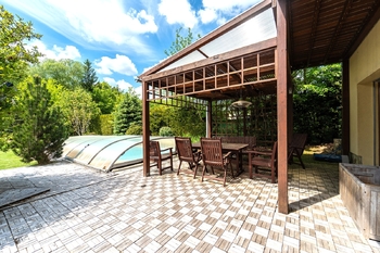 Prodej domu 220 m², Hrusice