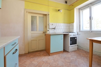 Prodej domu 300 m², Miličín