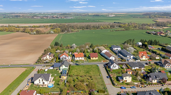 Prodej pozemku 1032 m², Tuklaty