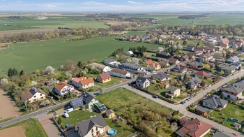 Prodej pozemku 1032 m², Tuklaty