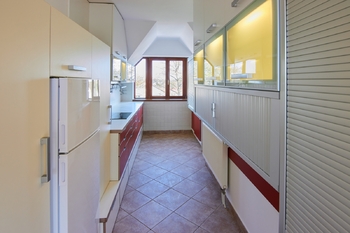 Pronájem bytu 4+kk v osobním vlastnictví 99 m², Hostivice