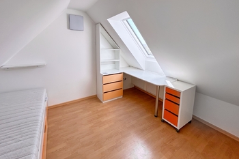 Pronájem bytu 4+kk v osobním vlastnictví 99 m², Hostivice