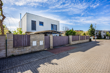 Prodej domu 156 m², Praha 9 - Vinoř