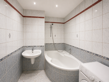 Prodej bytu 3+1 v osobním vlastnictví 78 m², Bílina