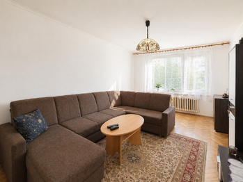 pokoj 1 - Prodej bytu 3+1 v osobním vlastnictví 78 m², Bílina