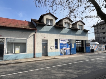 Komerční objekt  - Prodej obchodních prostor, Poděbrady