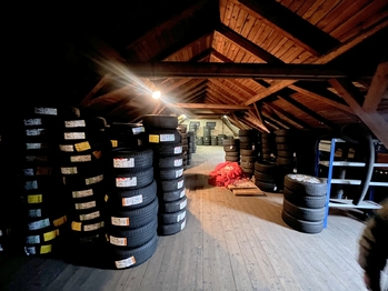 2 NP - úložný prostor - Prodej obchodních prostor, Poděbrady