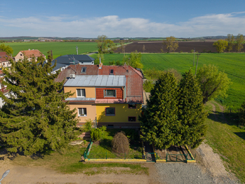 Prodej domu 200 m², Měnín