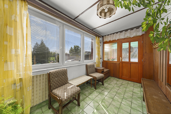 Prodej domu 200 m², Měnín