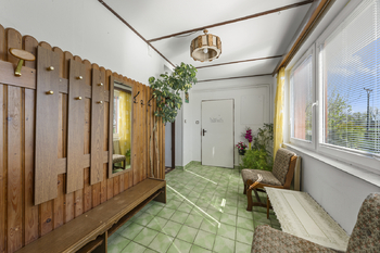 Prodej domu 200 m², Měnín