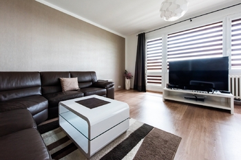 Byt 3+1, po kompletní nadstandardní rekonstrukci, 73 m2+lodžie, Horníkova, Líšeň, Brno - Prodej bytu 3+1 v osobním vlastnictví 73 m², Brno