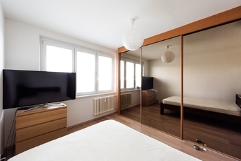 Byt 3+1, po kompletní nadstandardní rekonstrukci, 73 m2+lodžie, Horníkova, Líšeň, Brno - Prodej bytu 3+1 v osobním vlastnictví 73 m², Brno