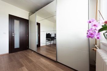 Byt 3+1, po kompletní nadstandardní rekonstrukci, 73 m2+lodžie, Horníkova, Líšeň, Brno - Prodej bytu 3+1 v osobním vlastnictví 73 m², Brno