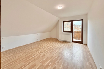 ložnice - Prodej domu 190 m², Všestary