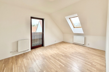 dětský pokoj - Prodej domu 190 m², Všestary