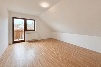 ložnice - Prodej domu 190 m², Všestary