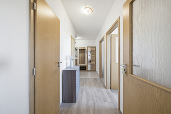 Prodej bytu 3+kk v osobním vlastnictví 55 m², Klecany