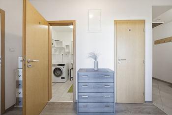 Prodej bytu 3+kk v osobním vlastnictví 55 m², Klecany