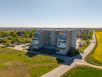 Prodej bytu 3+kk v osobním vlastnictví 55 m², Klecany