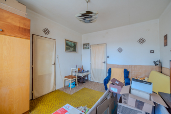 ložnice skutečný stav - Prodej bytu 2+1 v družstevním vlastnictví 52 m², Semily