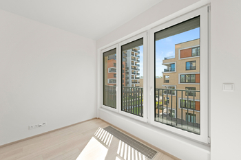 Pronájem bytu 3+kk v osobním vlastnictví 77 m², Praha 9 - Hloubětín