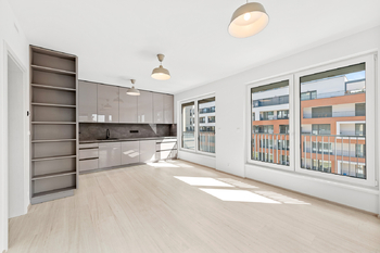 Pronájem bytu 3+kk v osobním vlastnictví 77 m², Praha 9 - Hloubětín