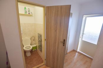 WC - Pronájem bytu 1+kk v osobním vlastnictví 36 m², Praha 9 - Letňany