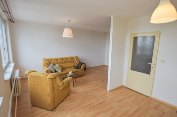 Obytný prostor - Pronájem bytu 1+kk v osobním vlastnictví 36 m², Praha 9 - Letňany