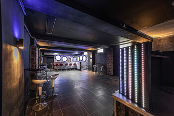 Pronájem obchodních prostor 140 m², Břidličná