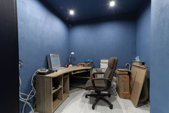 Pronájem obchodních prostor 140 m², Břidličná