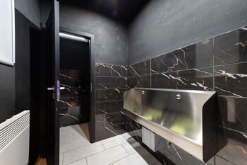 Pronájem obchodních prostor 140 m², Břidličná