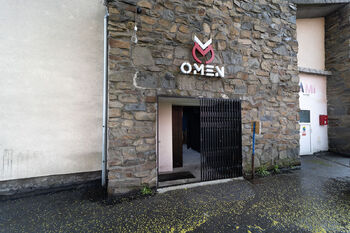 Pronájem obchodních prostor 140 m², Břidličná