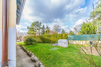 Prodej pozemku 695 m², Říčany