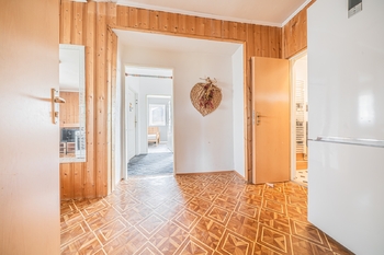 Prodej pozemku 695 m², Říčany