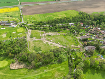 Prodej pozemku 1000 m², Bitozeves