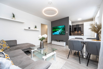 Pronájem bytu 4+kk v družstevním vlastnictví 83 m², Praha 5 - Smíchov