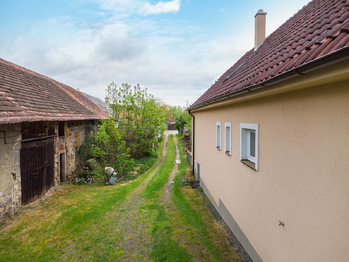 Prodej domu 207 m², Lnáře